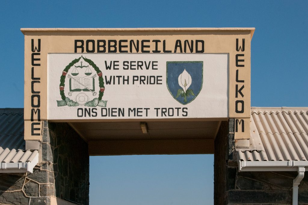 Visite de Robben Island, une des activités Cape Town les plus marquantes pour découvrir l’histoire de Nelson Mandela et de l’apartheid