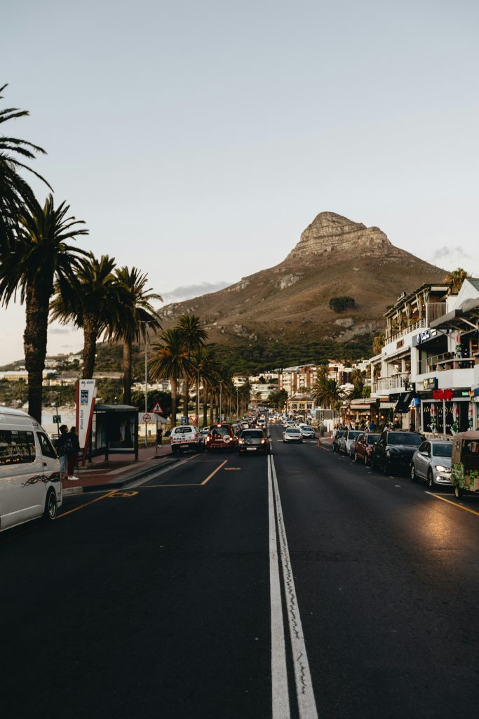 Sortir à Long Street, une des plus prisées pour profiter de la vie nocturne entre bars, concerts et rooftops