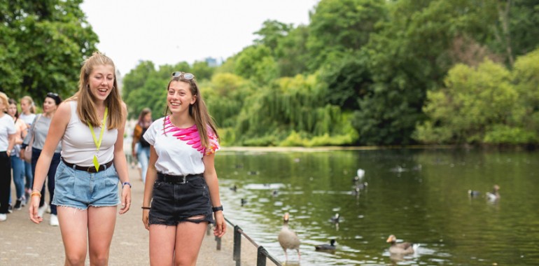 sejour linguistique a oxford ado enfant