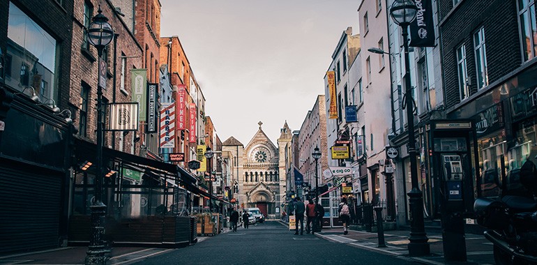 visiter dublin et prendre des cours d anglais