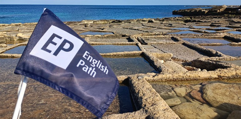 english path malte junior voyage langue