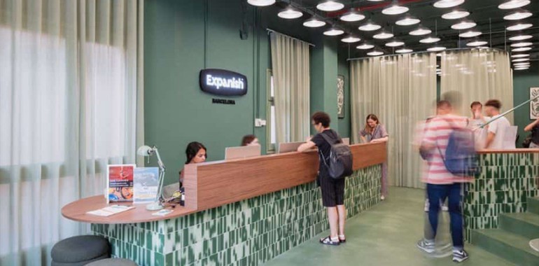 cours d espagnol a barcelone adulte